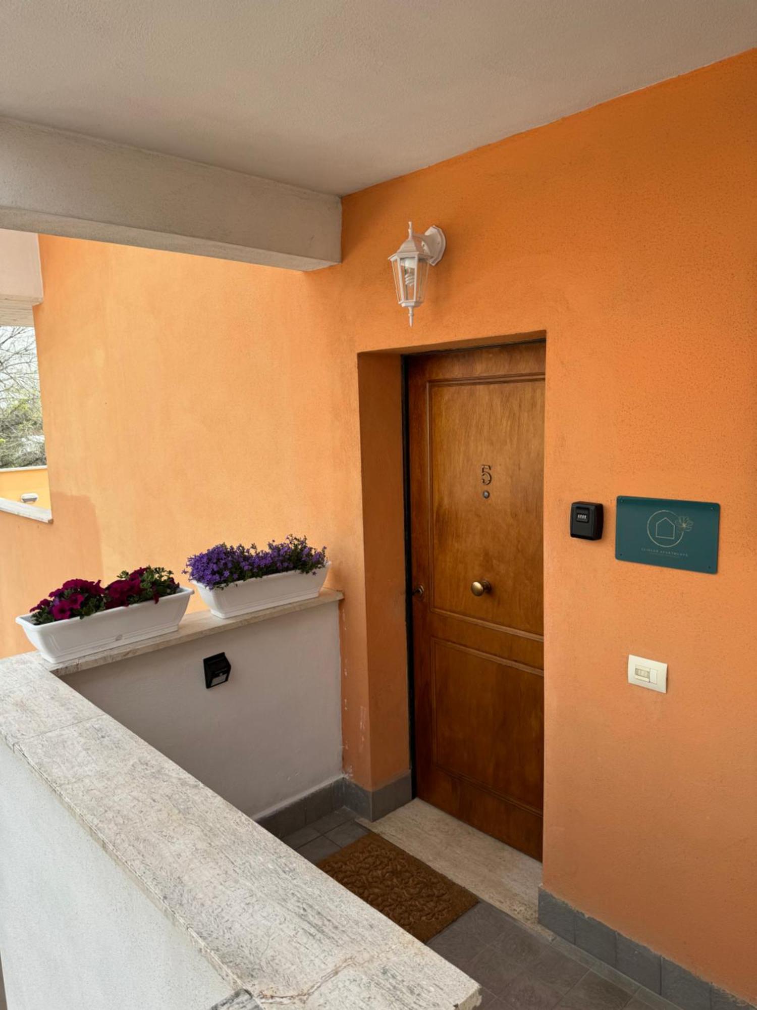 Casa Vacanza Elislor Apartments Fiumicino Esterno foto