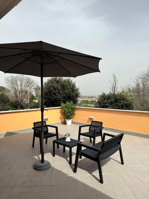 Casa Vacanza Elislor Apartments Fiumicino Esterno foto